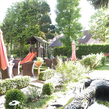 Hotel Garni Kroeger Wittmund Bagian luar foto